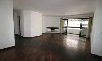 Imagem 3: Apartamento em condomínio cobiçado em Moema com 147 metros² e 2 vagas de garagem. Lazer co