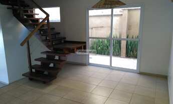 Imagem 2: Casa de condomínio para aluguel possui 300 metros quadrados com 3 quartos