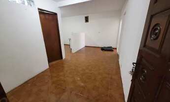 Imagem 2: Alugo Linda Casa com 3 Cômodos + Lavanderia e Dispensa