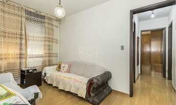 Imagem 6: Apartamento de três dormitórios e uma vaga de garagem no bairro Vila Ipiranga em Porto Ale