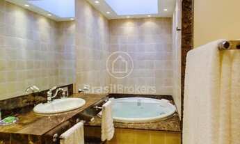 Imagem 7: Casa para venda com 326 metros quadrados com 3 quartos em Monte Oliveti - Guapimirim - RJ