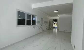 Imagem 7: Casa Condomínio em Jacareí