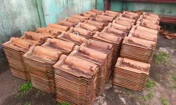 Imagem 2: Vendo 750 telhas de barro por 650