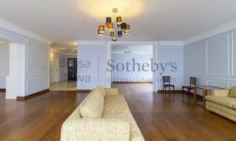 Imagem 7: Apartamento neoclássico em localização nobre