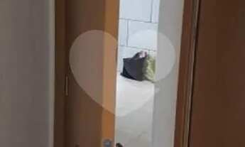 Imagem 2: Apartamento Residencial à venda com 40m² e 2 dormitórios, localizado no bairro Água Chata