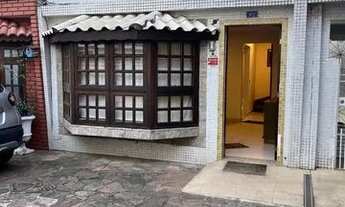 Imagem: Sobrado em condomínio fechado