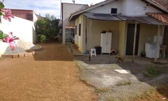 Imagem 4: Casa com 02 dor terreno de 300m2, garagem para 08 carros, amplo quintal doc ok, Taubaté SP