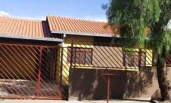 Imagem 2: Casa com 3 dormitórios para alugar por R$ 1.100,00/mês - Jardim Ilha do Mel - Londrina/PR