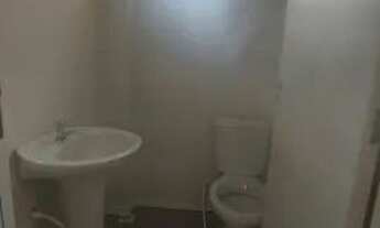 Imagem 4: Sobrado de esquina com espaço lateral; proximo a praia calma e limpa