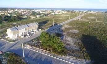 Imagem 2: Sobrados geminados na praia