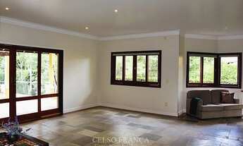 Imagem 4: Casa de condomínio sobrado para venda possui 408 metros quadrados com 4 quartos