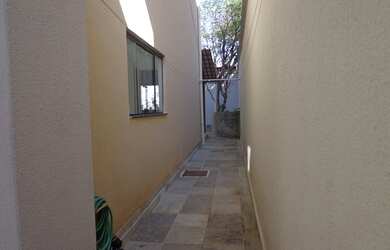 Imagem 7: Sobrado com dois pavimentos, com 3 quartos (sendo um tipo suíte com closet) - Construção n