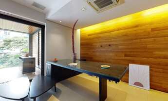 Imagem 3: Apartamento para venda possui 207 metros quadrados com 4 quartos em Lagoa - Rio de Janeiro