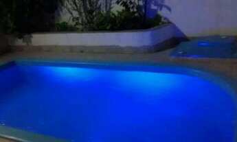 Imagem 2: Casa para venda tem 167 metros quadrados com 3 quartos em Centro - Carapicuíba - SP