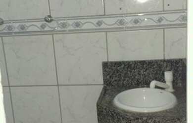 Imagem 5: Alugo casa tipo kitnet $450 2 quarto