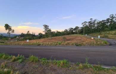 Imagem 3: Terreno com 446,57 m² na Mina do Mato, Criciúma