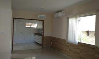 Imagem 7: Casa de condomínio sobrado para venda possui 130 metros quadrados com 4 quartos