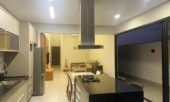 Imagem 5: Casa no condominio Damha , 3 suítes, repleta de armários