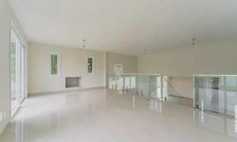 Imagem 4: Casa em condomínio reformada com 4 suítes