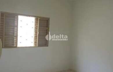 Imagem 6: Casa para aluguel, 3 quartos, 1 suíte, 2 vagas, Cidade Jardim - Uberlândia/MG