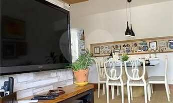 Imagem 3: 2 quartos e 1 vaga de garagem demarcada