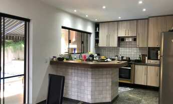 Imagem 6: Casa de esquina a venda ou permuta com 500 m² com 4 quartos (3 suítes) em Alphaville