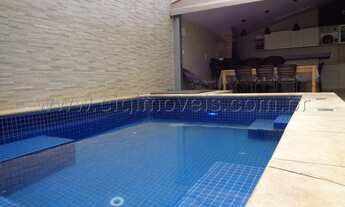 Imagem: Sobrado para venda tem 220 metros quadrados