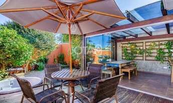 Imagem: CURITIBA - Casa Padrão - Vista Alegre