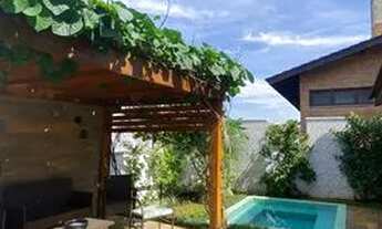 Imagem 2: Casa de condomínio para aluguel possui 382 metros quadrados com 3 quartos