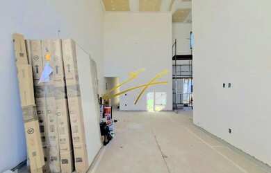 Imagem 3: Lindo Imóvel em Condomínio Fechado, 3 Suítes e Escritório