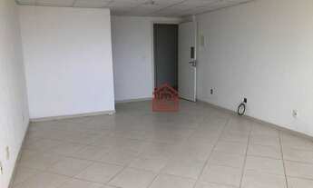 Imagem 6: Sala, 29 m² - venda por R$ 260.000,00 ou aluguel por R$ 1.800,00/mês - Imbetiba - Macaé/RJ