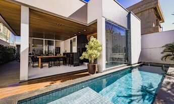 Imagem: Casa à venda no condomínio Alphaville