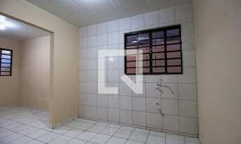 Imagem 7: Casa para Aluguel - Pinheirinho, 2 Quartos, 60 m2