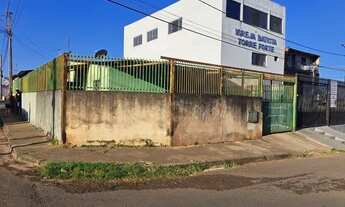 Imagem: Recanto das Emas - lote de esquina com duas