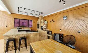 Imagem: Sobrado para venda tem 250 metros quadrados