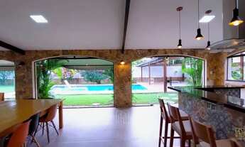 Imagem 5: Casa de condomínio para venda tem 900 metros quadrados com 5 quartos