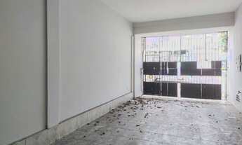 Imagem 4: AMPLA CASA EM 03 PAVIMENTOS NA LOMAS PX A ENTRE MARQUES E PEDRO MIRANDA