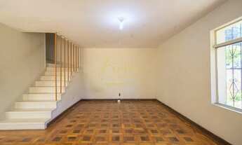 Imagem 2: Casa à venda, sobrado, com garagem ao lado do Clube Hípico