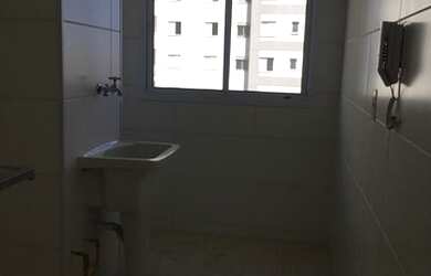 Imagem 7: Apartamento para venda possui 52 metros quadrados com 2 quartos em Centro - Poá - SP