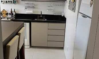 Imagem 7: Apartamento 02 quartos, sacada, living , cozinha e área de serviço e vaga coberta.Andar a