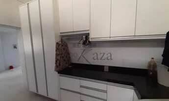 Imagem 7: Casa de condomínio térrea para venda tem 500 metros quadrados com 5 quartos