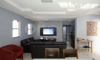 Imagem: Aparecida de Goiânia - Casa Padrão - Vera