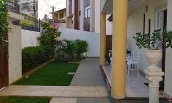 Imagem 3: Santa Teresa - Casa Duplex Com 4/4 Sendo 2 Suítes, Varanda, + De 4 Vagas