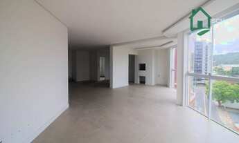 Imagem 7: Uma tela em branco pronta para virar uma obra prima