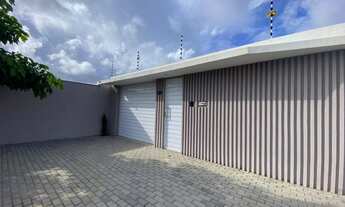 Imagem 2: Casa de alto padrão na Praia do Francês 134m2, piscina, excelente acabamento, aceita finan