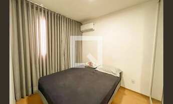 Imagem 3: Apartamento à Venda - Cabral, 2 Quartos, 45 m2