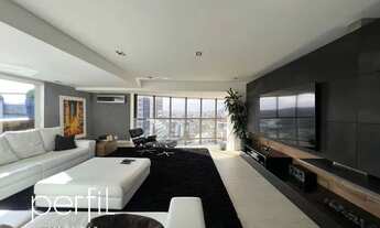 Imagem 4: Cobertura duplex a venda com tres suites e piscina privativa com deck no bairro Centro - J