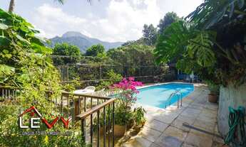 Imagem: Casa de condomínio para venda possui 930