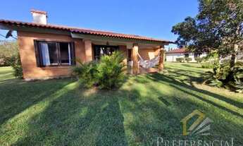 Imagem 4: Casa e Sobrado de 4 dormitórios à Venda - Xangri-lá