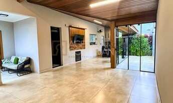 Imagem 3: Sobrado para Venda em Franca, Jardim Petraglia, 3 dormitórios, 1 suíte, 3 banheiros, 3 vag